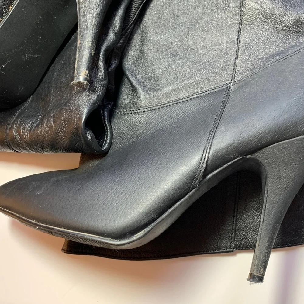 Pleaser sleek sophisticated